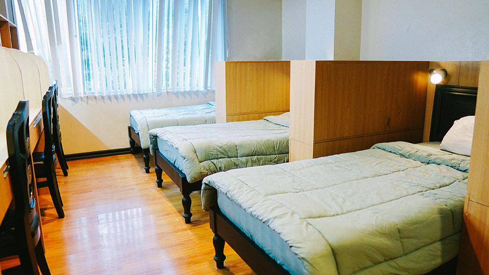 PINES_IELTS_3人部屋