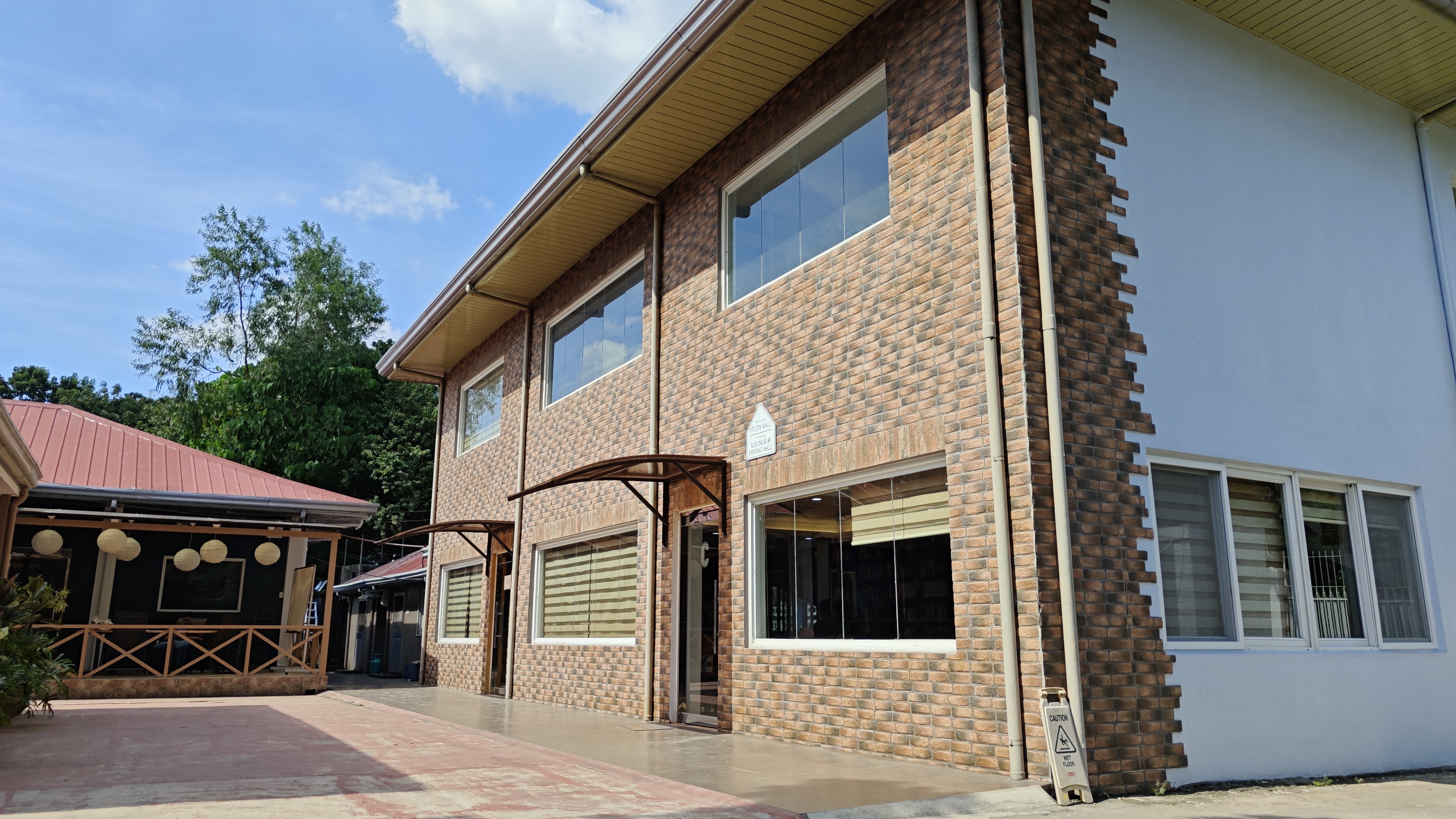 CIP_ラウンジ・カフェテリア