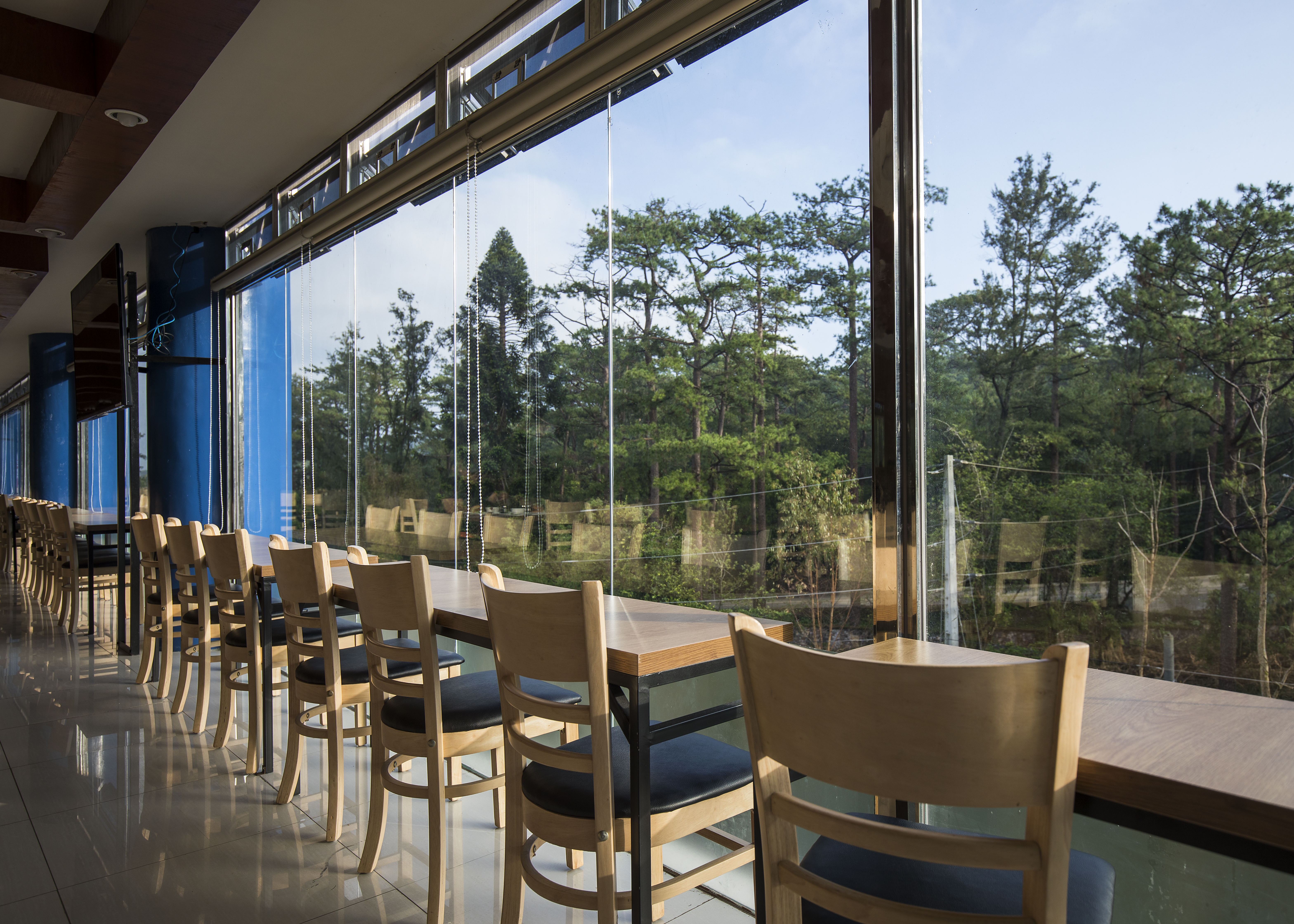 PINESダイニングホール