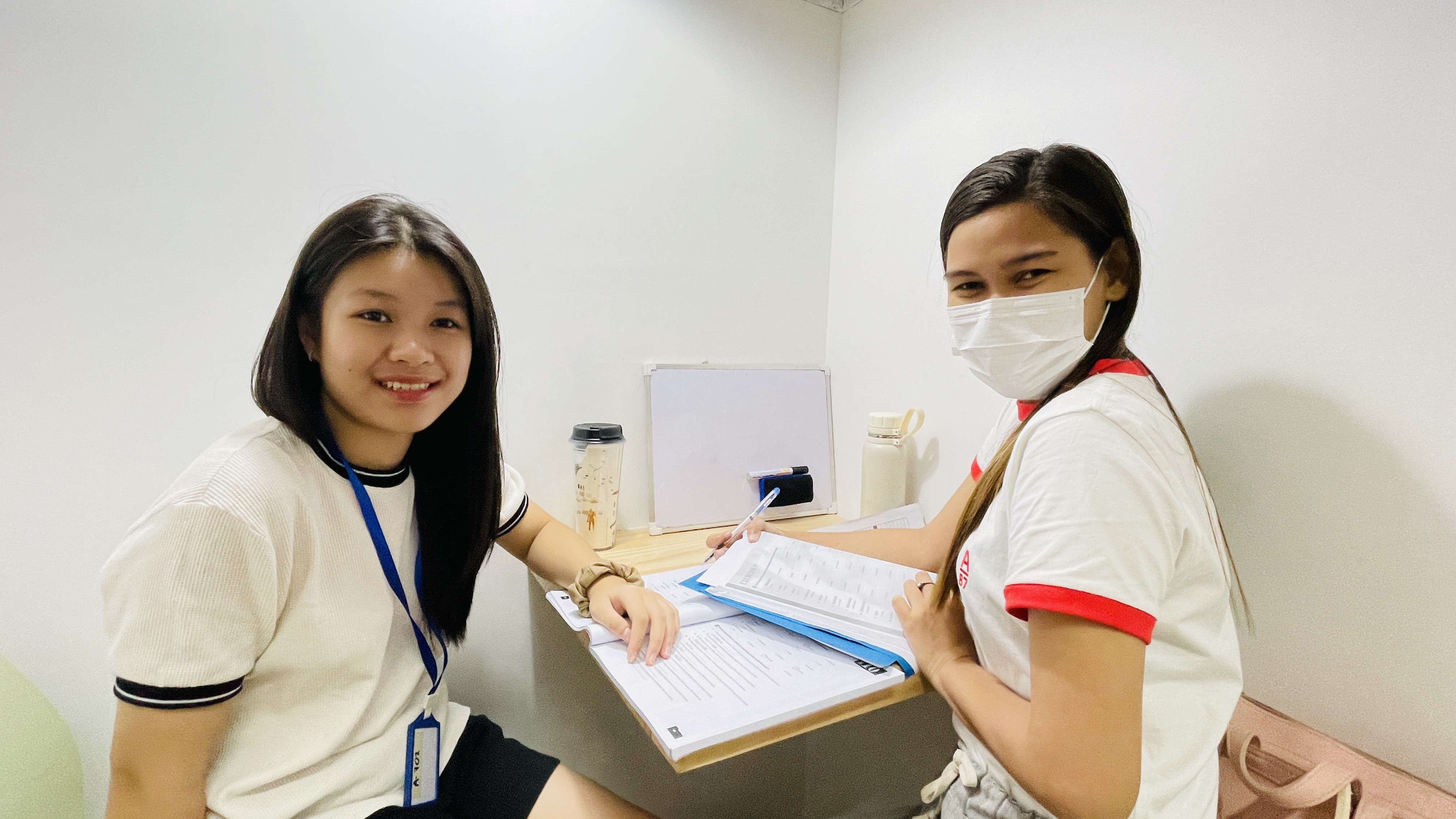 B'cebu Students in 1 on 1