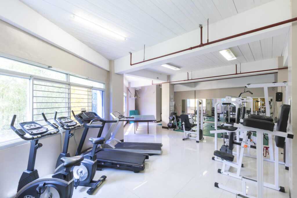PINES_IELTS_フィットネスジム