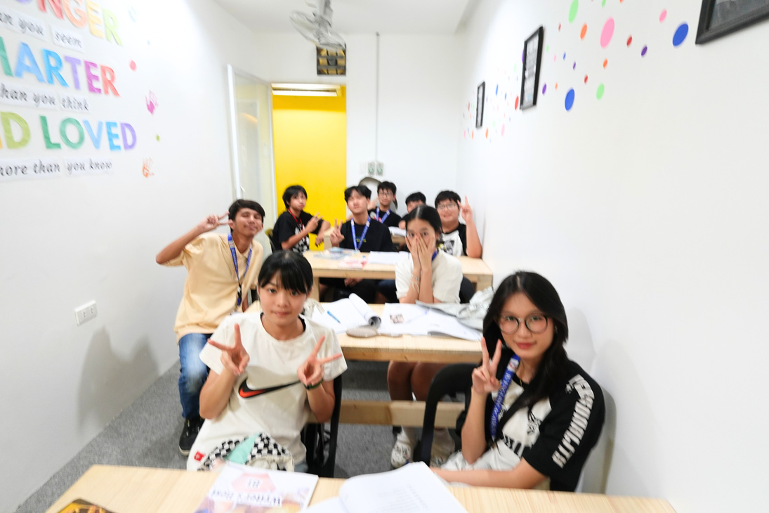 グループレッスン教室_ 2025 IU ENGLISH