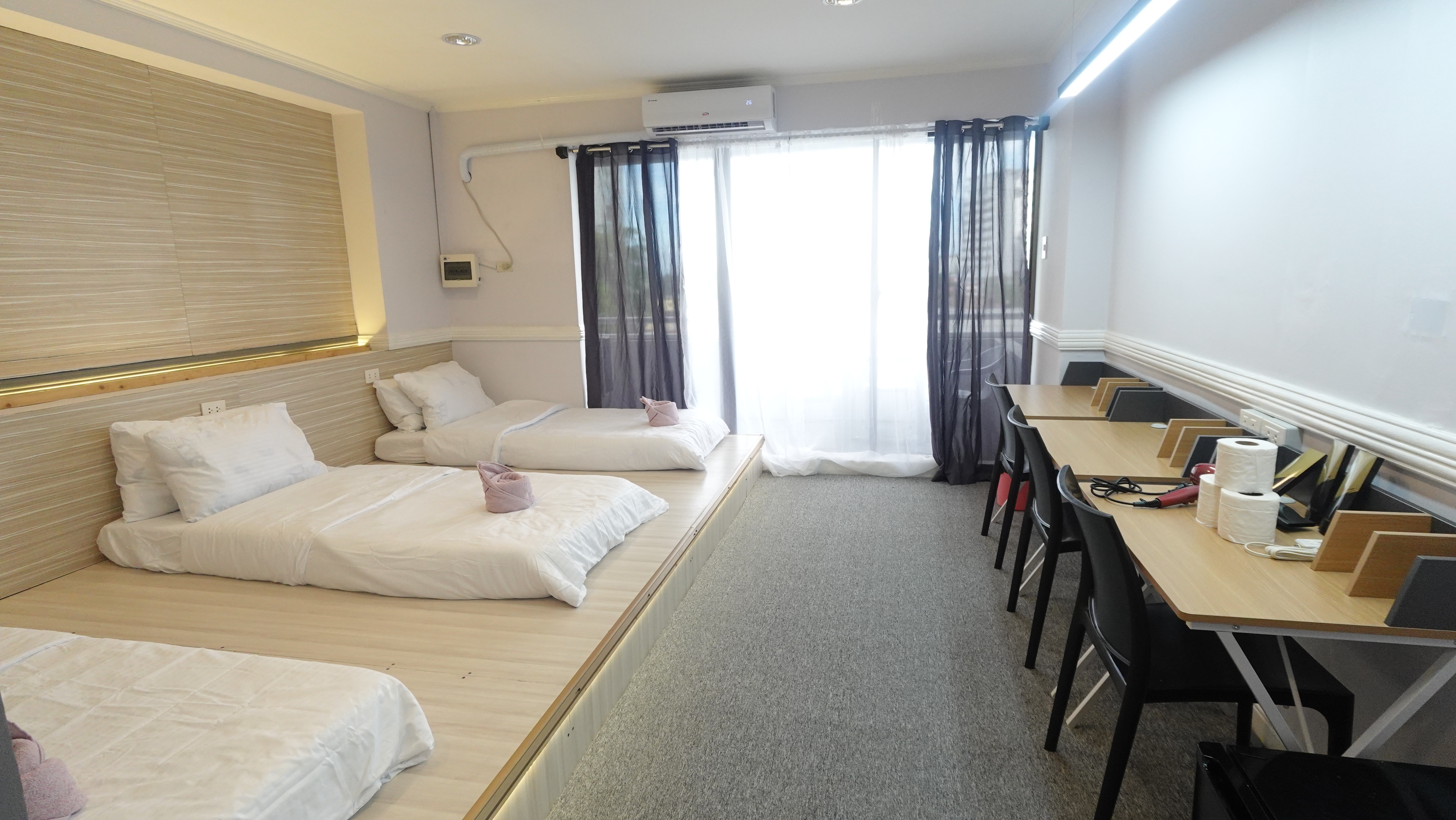 ICL3人部屋-2